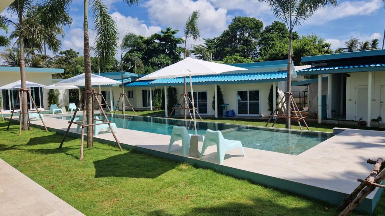 Hotel Le Petit Saint Tropez Khanom Exterior foto
