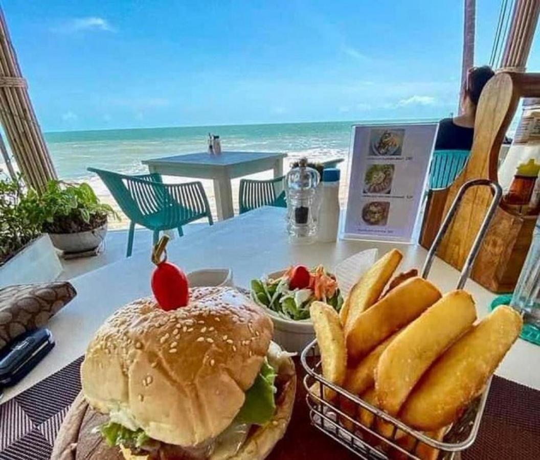 Hotel Le Petit Saint Tropez Khanom Exterior foto