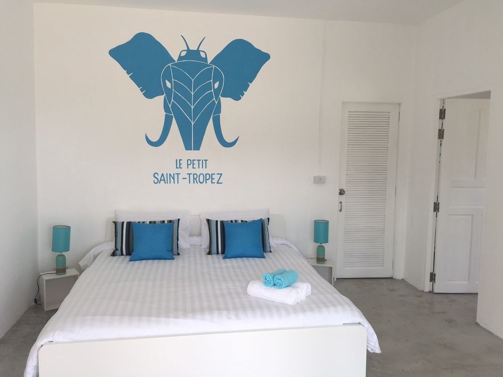 Hotel Le Petit Saint Tropez Khanom Exterior foto